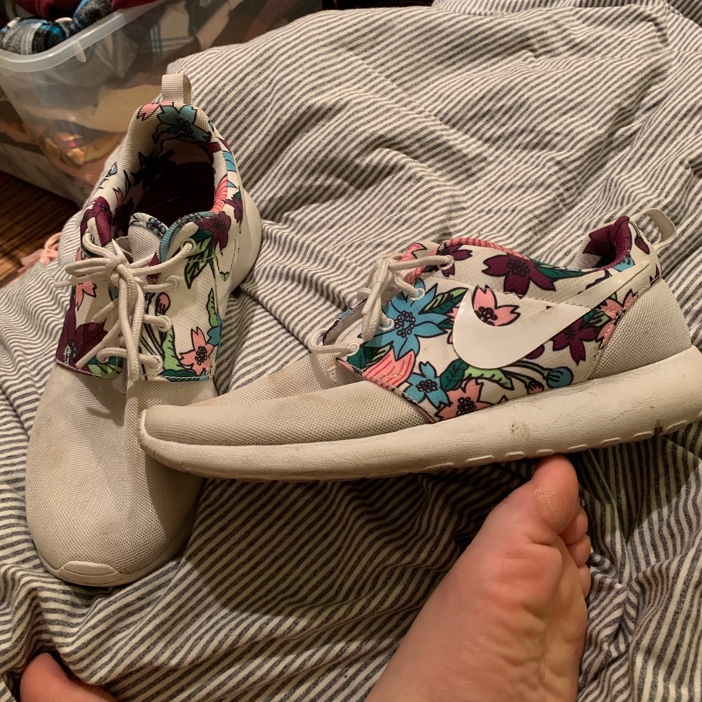 Floral Nike Roshes